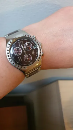 Relógio Swatch Irony Chrono Original - Aço e Detalhes Exclusivos em Marron