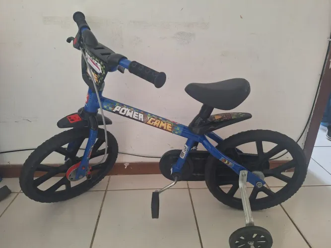 Bicicleta aro 14 menino