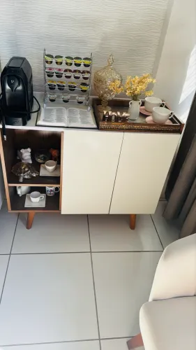 Vendo aparador cantinho do café 
