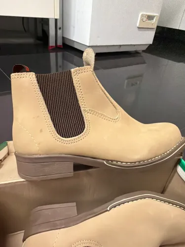 Bota couro infantil solado Toyota