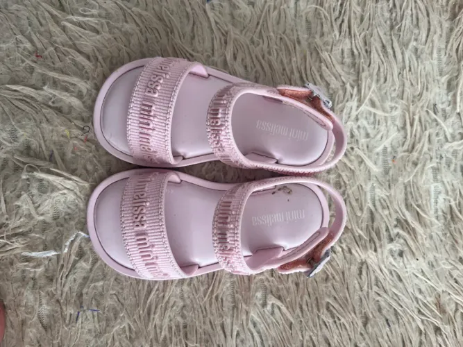 Mini Melissa num 20/21