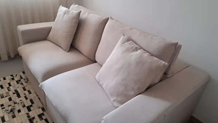Vendo sofá retrátil de 2 lugares