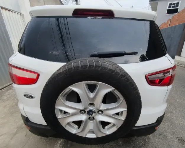 Ford Ecosport Titanium 1.6 16V Flex 5P 2014