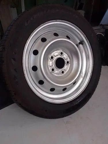 Pneu 205/55 R16