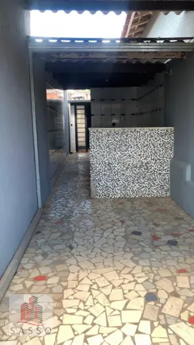 Vendo casa com 3 quartos em Tatuí