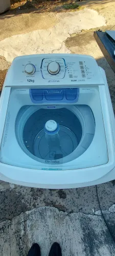 Vendo máquina de lavar Electrolux 12kg