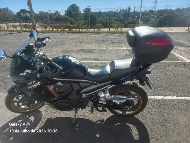 Suzuki GSX 1250FA