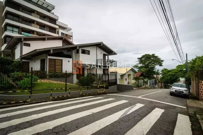 Itaguaçu | Casa 4 quartos, sendo 1 suite