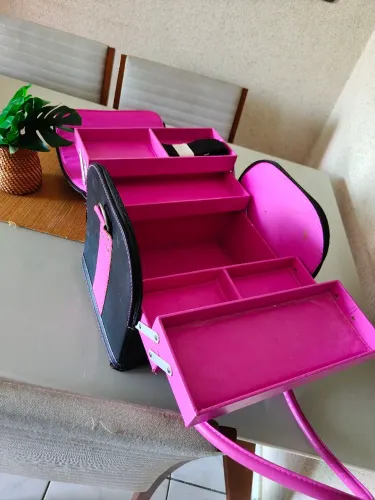 MALETA DE MAQUIAGEM AVON (ACEITO CARTÃO)