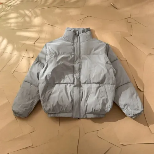 Jaqueta Puffer Fear of God Essentials Cinza Tamanho G