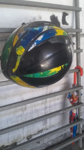 Capacete