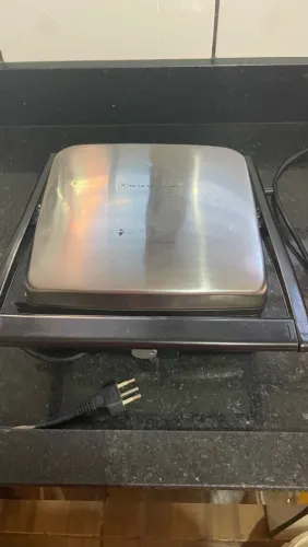 Cafeteira e sanduicheira grill