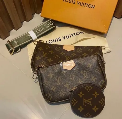 Bolsa Pochette da Louis Vuitton na caixa
