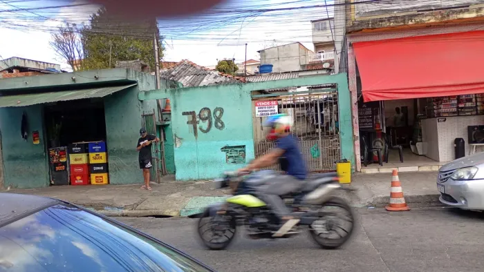 Vendo um excelente terreno