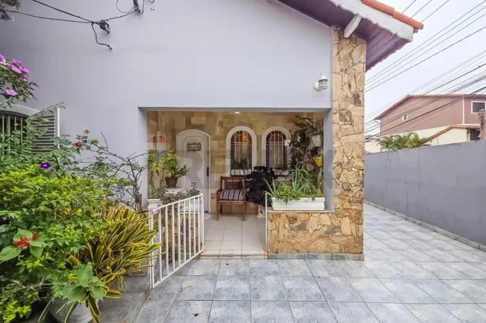 Sobrado Vila Dionísia: Oportunidade Imperdível!