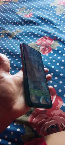 Celular realme c55 novinho por 450 pra vender logo ZAP *93