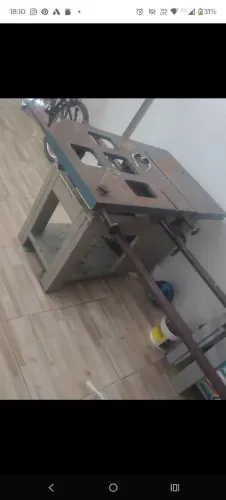 Serra esquadrejadeira marca ROCCO modelo GTR 1300