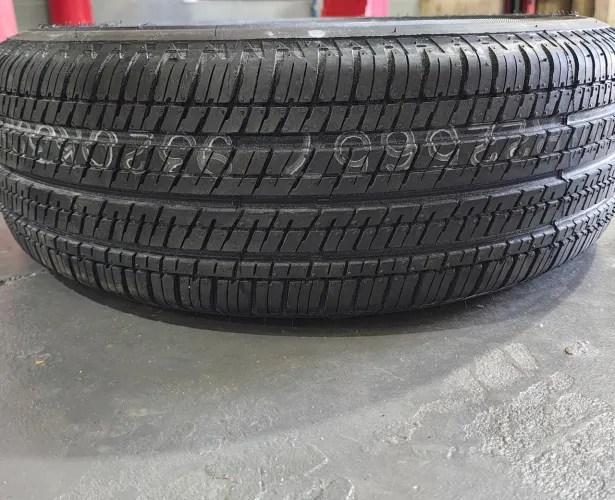 Pneu Bridgestone Dueler H/T 684 II 235/65 R17 102T - Estepe Original Nunca Rodado