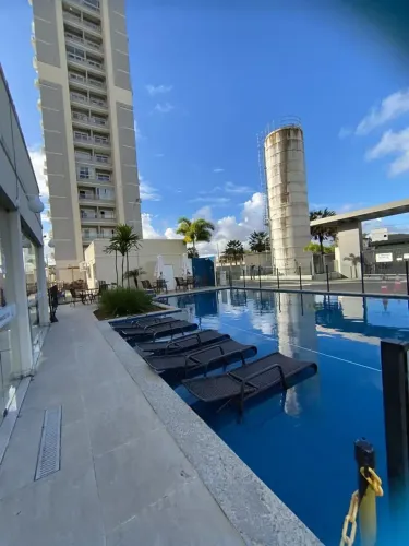 Apartamento com 02 quartos em Ponta de Campina