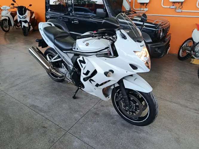 SUZUKI GSX 1250