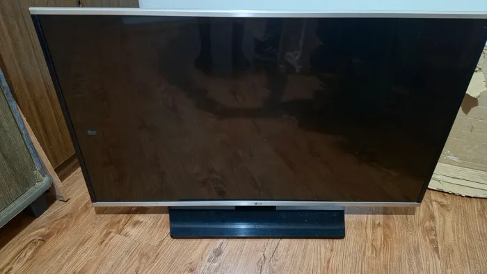 TV LG LED 43"
