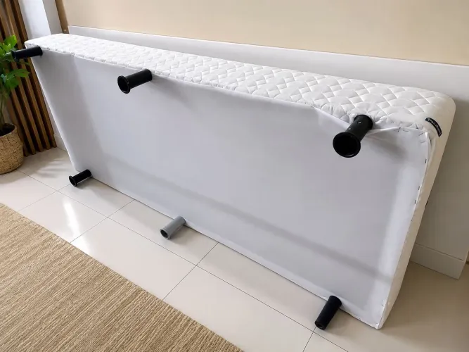 Base para colchão- semi nova Frete incluso
