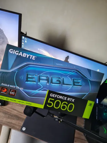RTX 5060 Gigabyte EAGLE MAX OC - NOVA/LACRADA