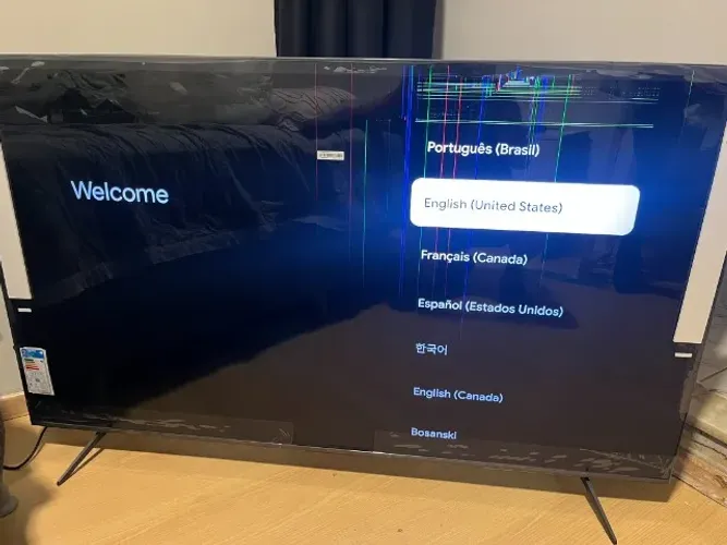 Smart TV TCL 65" 65C6K QD-Mini LED 144Hz - Nova na Caixa c/Tela Trincada Para Uso ou Peças