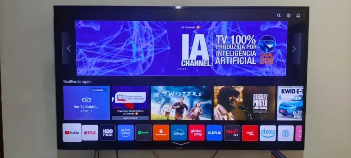 Smart TTV LG 70" 4K UHD LED - Modelo 70UN7310PSC. Em excelente estado!