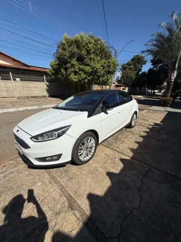 Ford Focus Fastback Se/se Plus 2.0 Flex Aut. 2016