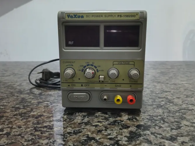Fonte de bancada 15v