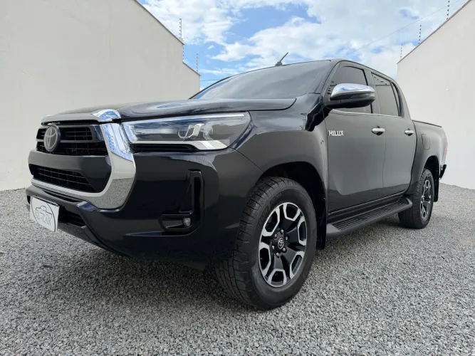 Toyota Hilux CD SRX 4X4 2.8 TDI 16V Diesel Aut. 2022
