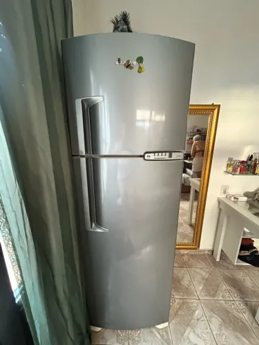 Geladeira gelo seco