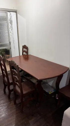 Mesa de Agelim Pedra com 6 cadeiras