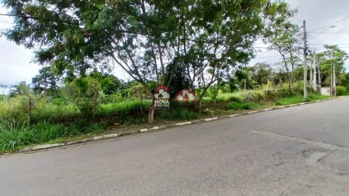 Terreno à venda no Jardim Princesa, Pindamonhangaba!