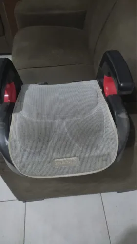 Acento infantil para carro