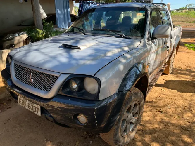 Mitsubishi L200 Outdoor GLS 2.5 4X4 CD TDI Diesel 2011