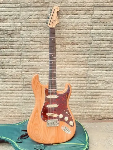 Guitarra SX SST ASH + Captação Dimarzio