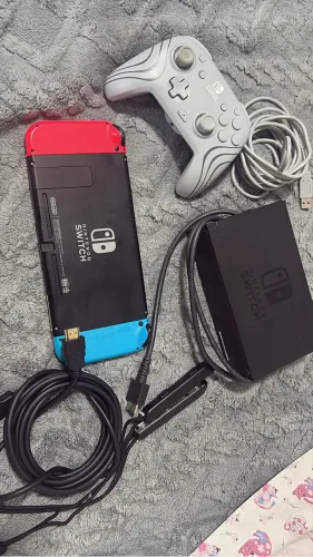 Nintendo Switch + Controle + Jogos ? Completo