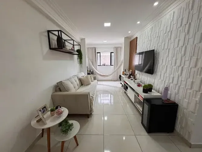 Apartamento Térreo com 2 Quartos + Área Externa, no Bairro do Bessa
