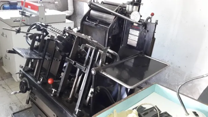 Impressora Heidelberg de Leque para papel até 24 x 32 cm