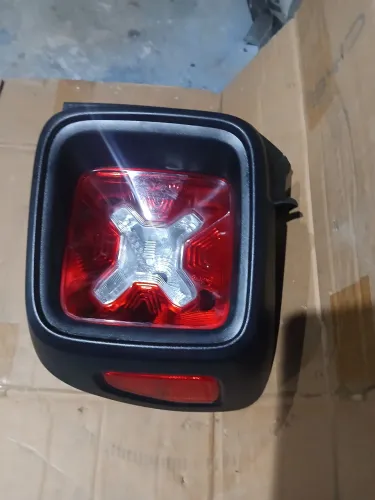 Lanterna Jeep Renegade