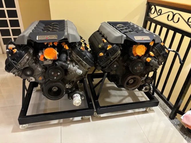 Motor V8 Coyote 5.0 Ford