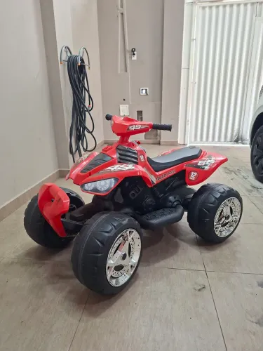 Quadriciclo elétrico