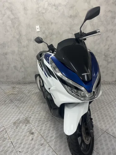 Honda PCX Sport