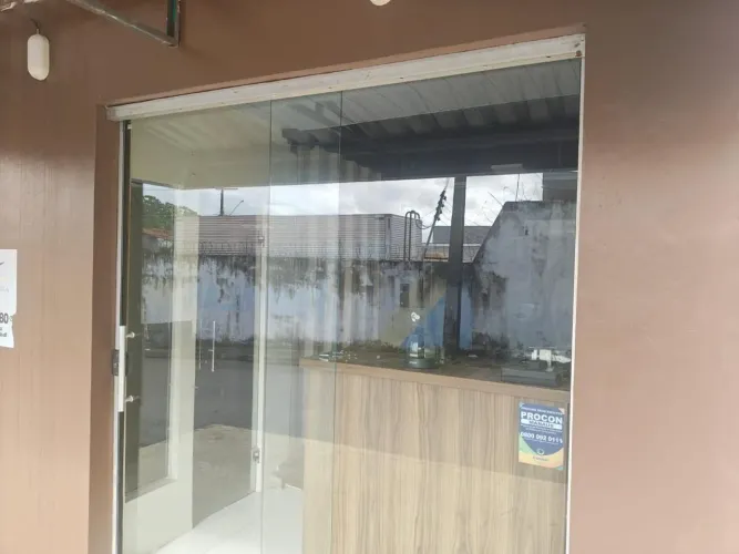 Ponto comercial contêiner conjugado