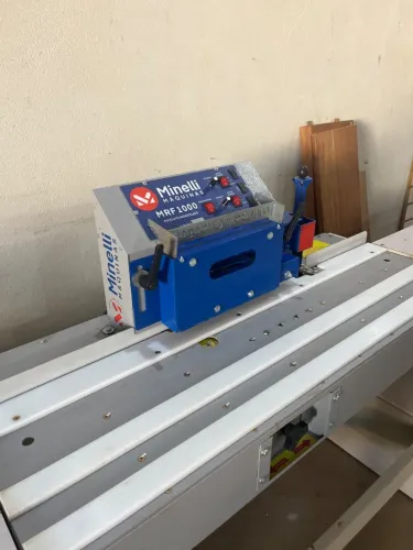 Refiladora de fita de bordas, MRF- 1000