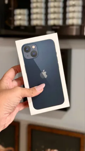 iphone 13 lacrado - 1 Ano de Garantia Apple