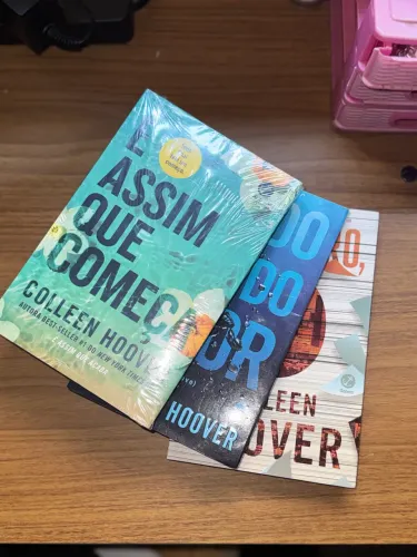 Kit 3 Livros Colleen Hoover NOVOS | É Assim que Começa + Novembro, 9 + O Lado Feio do Amor