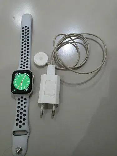 Apple Watch Series 5 44mm